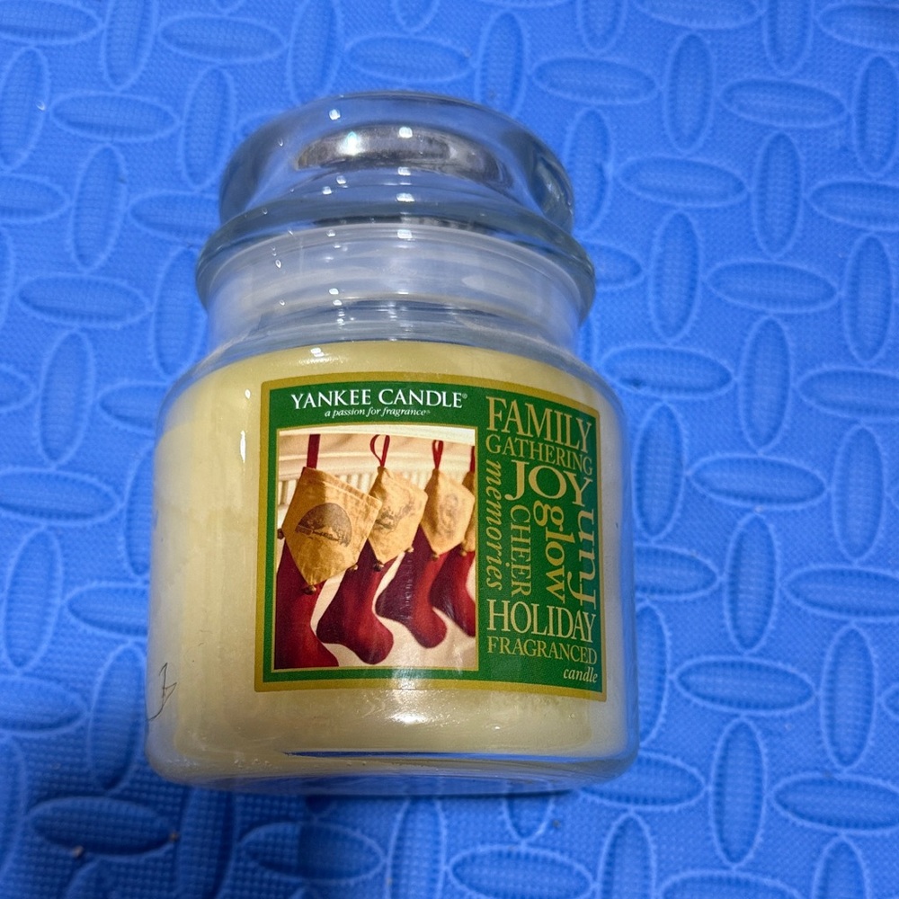 14.5 ounce Yankee candle